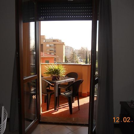 Apartment Via Delle Torri Pisa Eksteriør billede